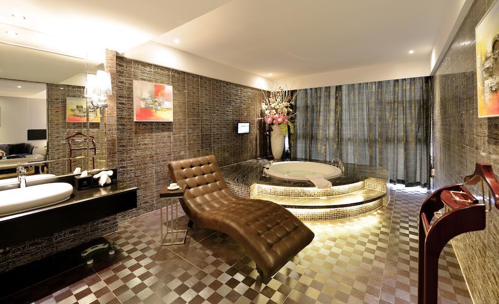 Xiamen Discovery Hotel Exterior photo